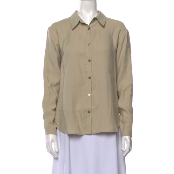 The Frankie Shop
Long Sleeve Button-Up Top
Size: M - Picture 7 of 14